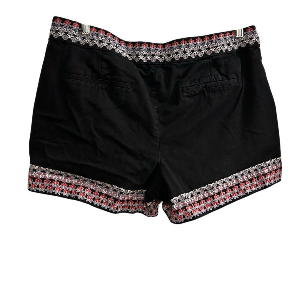 LOFT Women's Black Embroidered Trim Chino‎ Shorts Size 12 Casual